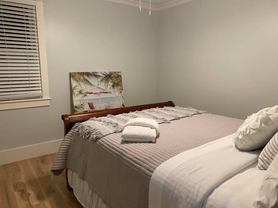 Walk To Bay Street And Historic Downtown Beaufort! Close To Parris Island Mcrd!! エクステリア 写真
